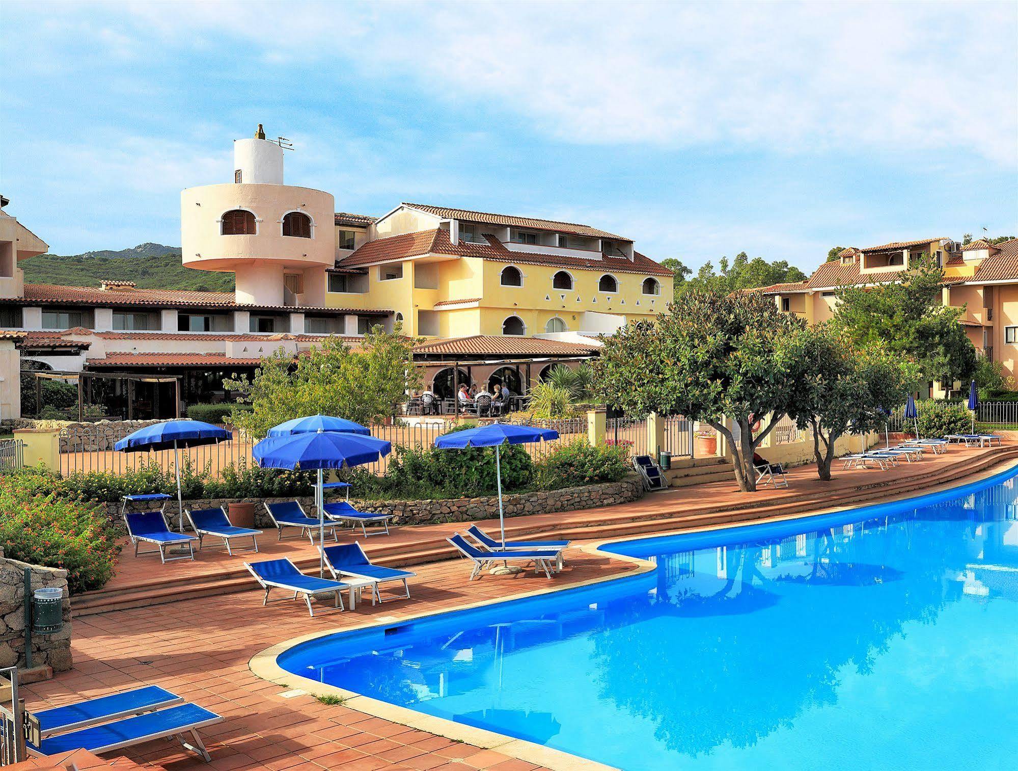 Colonna Beach Hotel Marinella 마리넬라 외부 사진