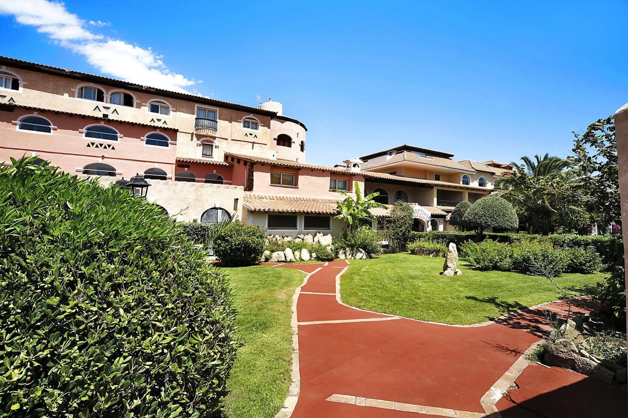 Colonna Beach Hotel Marinella 마리넬라 외부 사진
