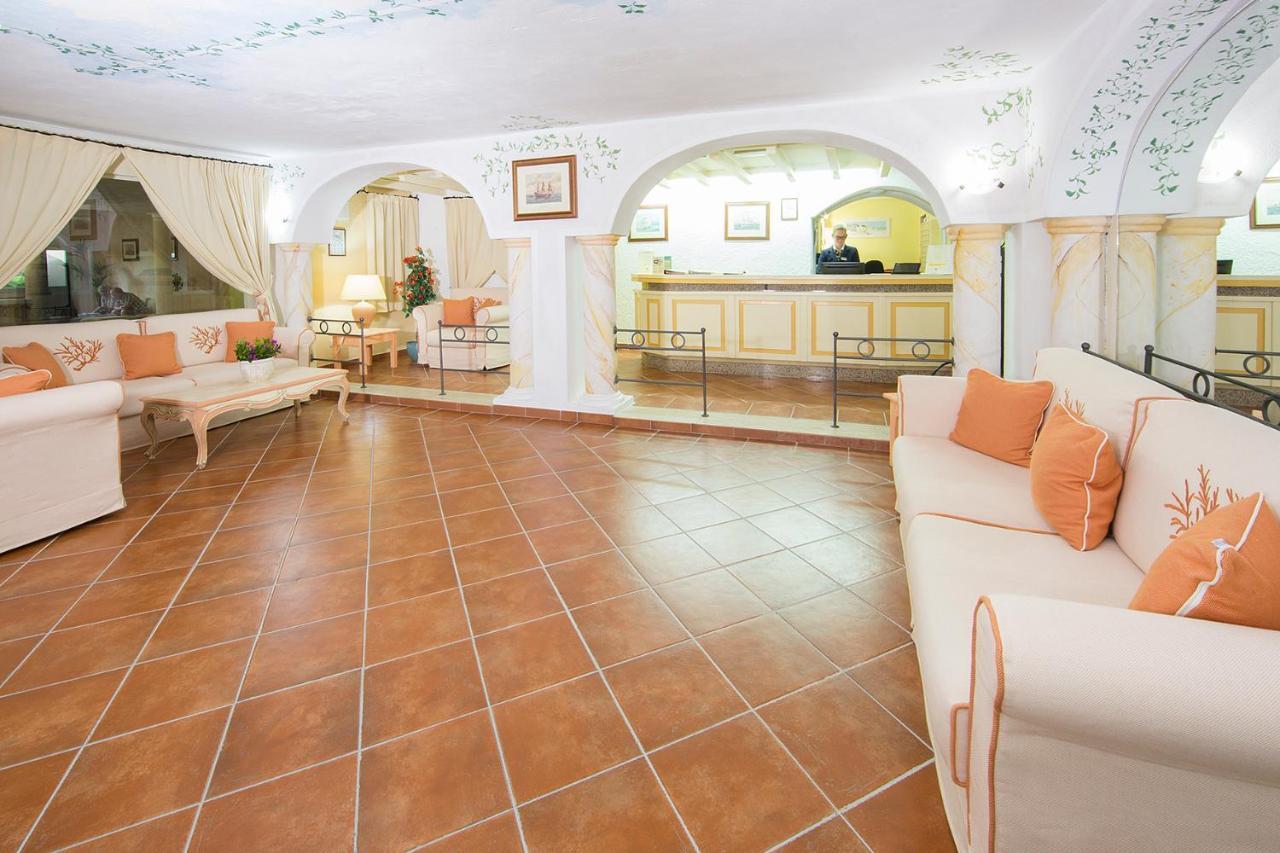 Colonna Beach Hotel Marinella 마리넬라 외부 사진