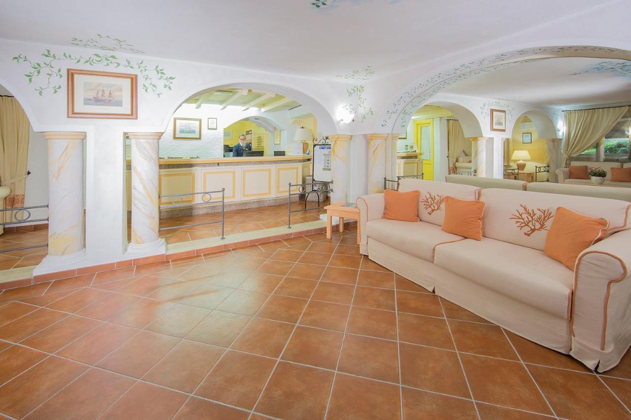 Colonna Beach Hotel Marinella 마리넬라 외부 사진